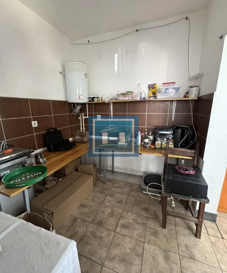Sale, office space, 69m², Ražanj, Srbija