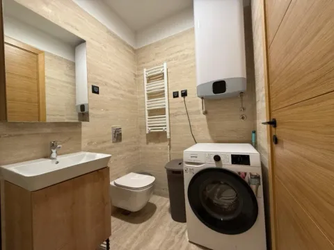 Izdavanje, dvosoban stan, 79m², Kruševac, Podgorica - image 8