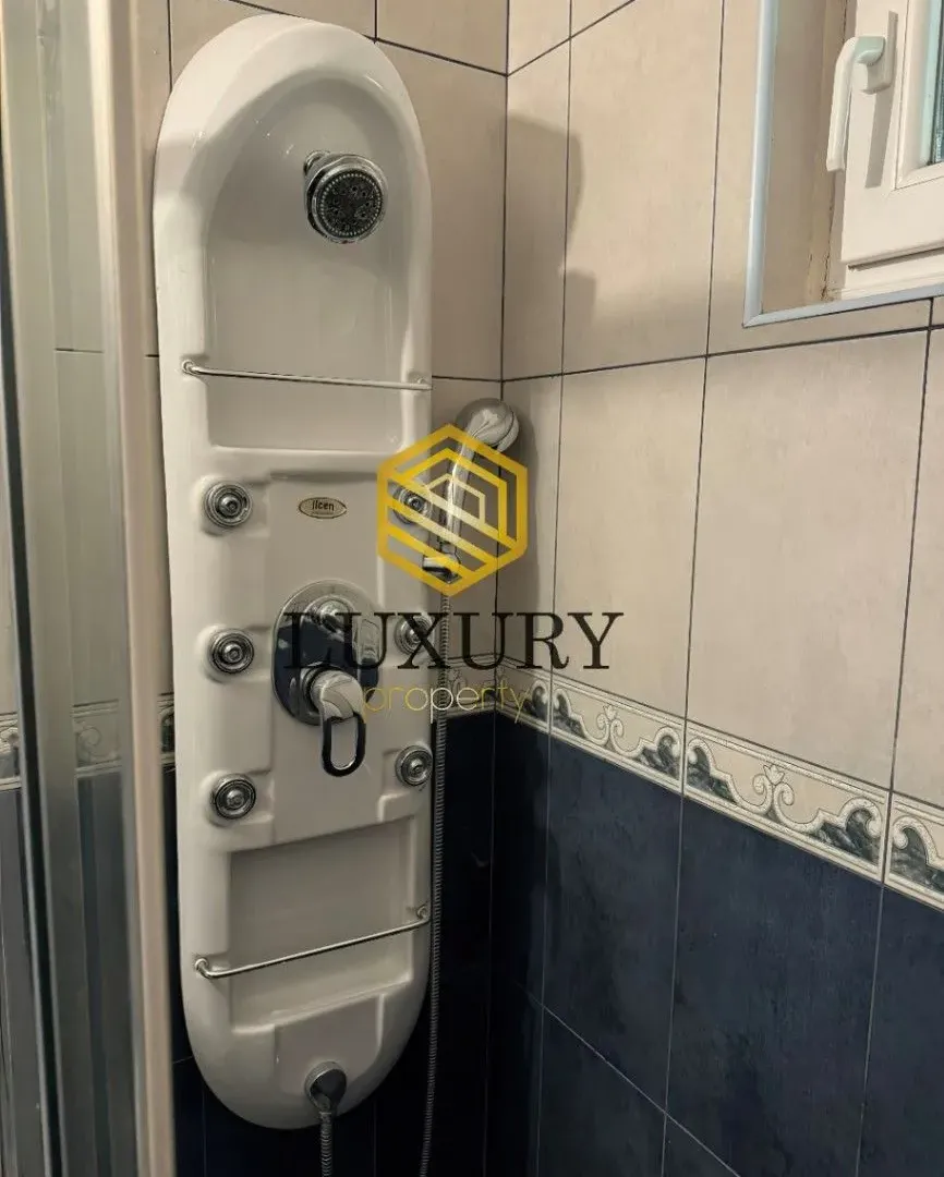 Rent, house, 100m², Kakaricka Gora, Podgorica