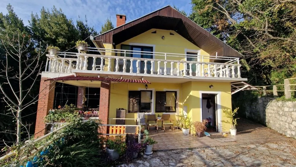 Prodaja, kuća, 143m², Ratiševina, Herceg Novi