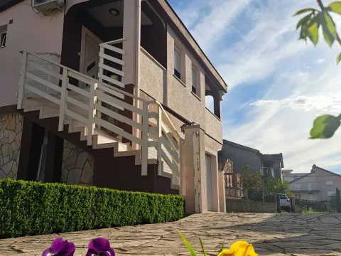 Rent, one bedroom apartment, 50m², Dalmatinska ulica, Podgorica - image 4