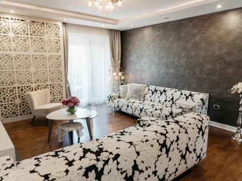 Izdavanje, četvorosoban stan, 120m², Telep, Novi Sad Sve Podlokacije - image 3