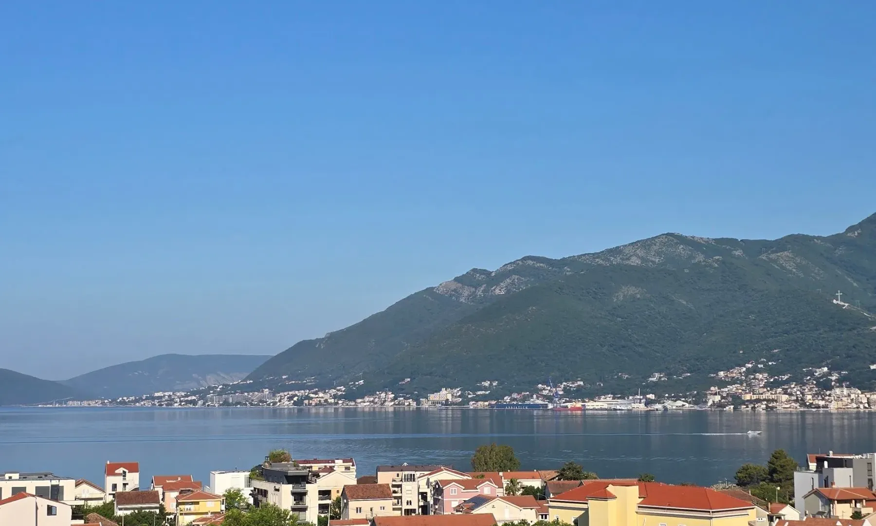 Prodaja, dvosoban stan, 51m², Donja Lastva, Tivat