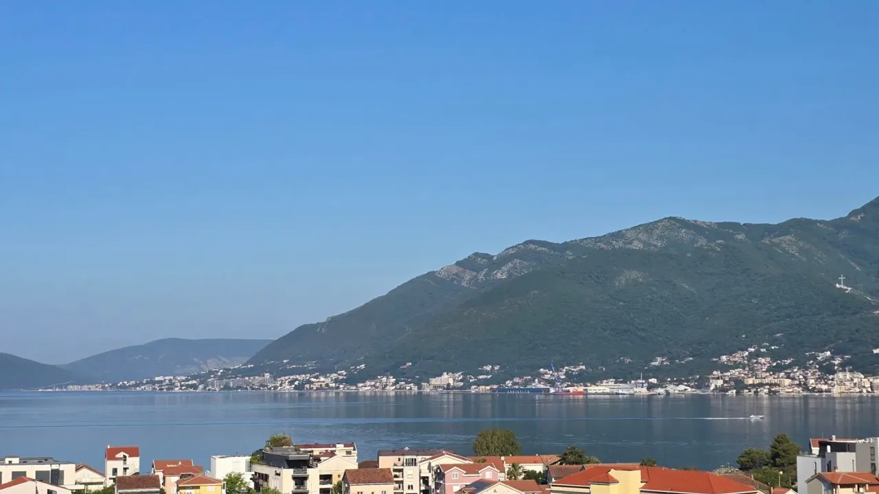 Sale, two bedroom apartment, 51m², Donja Lastva, Tivat