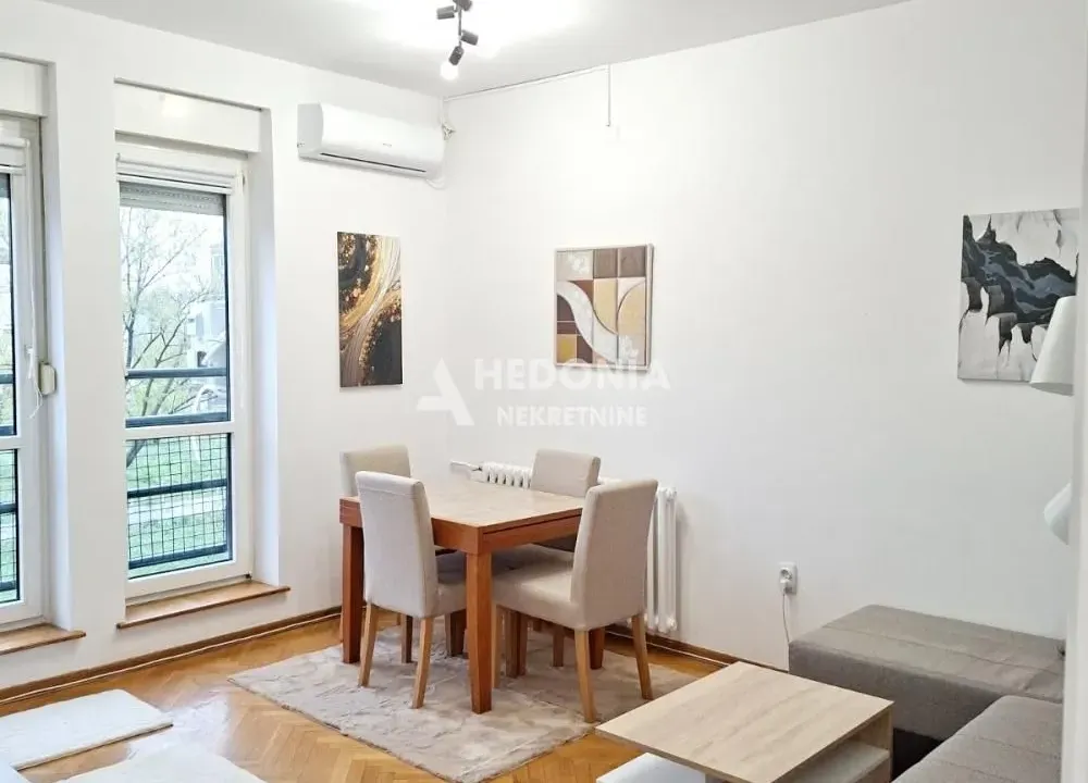 Izdavanje, dvosoban stan, 40m², Novi Beograd Sve Podlokacije, Beograd