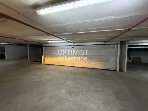 Sale, four bedroom apartment, 157m², Lion, Zvezdara Sve Podlokacije - image 18