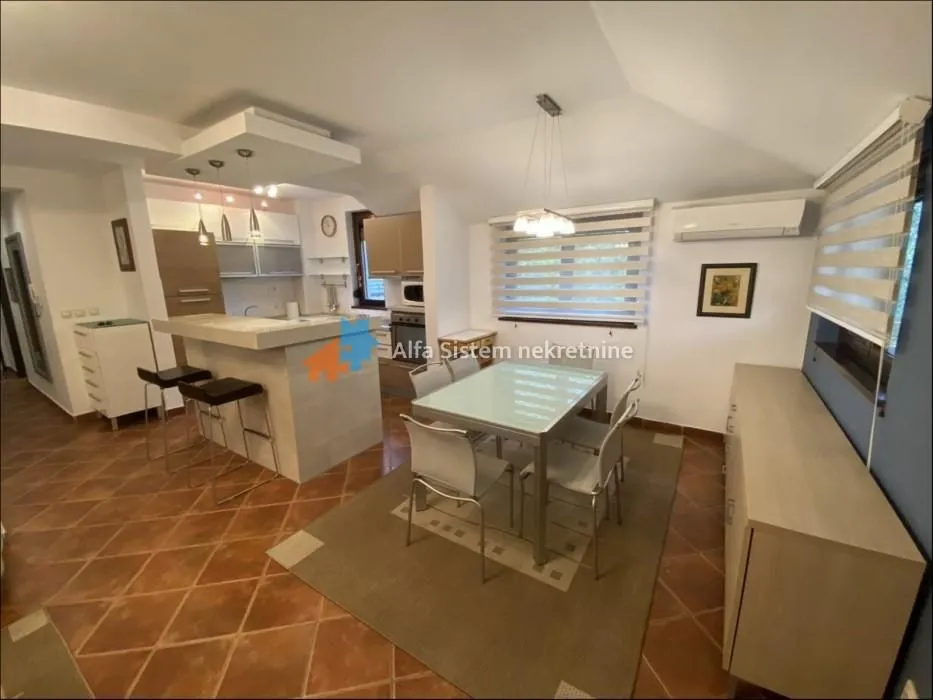 Izdavanje, trosoban stan, 85m², Voždovac Sve Podlokacije, Beograd