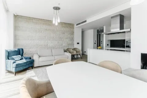Prodaja, trosoban stan, 86m², Budva, Crna Gora - image 6