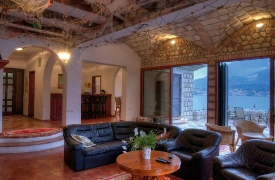 Prodaja, kuća, 350m², Luštica, Herceg Novi