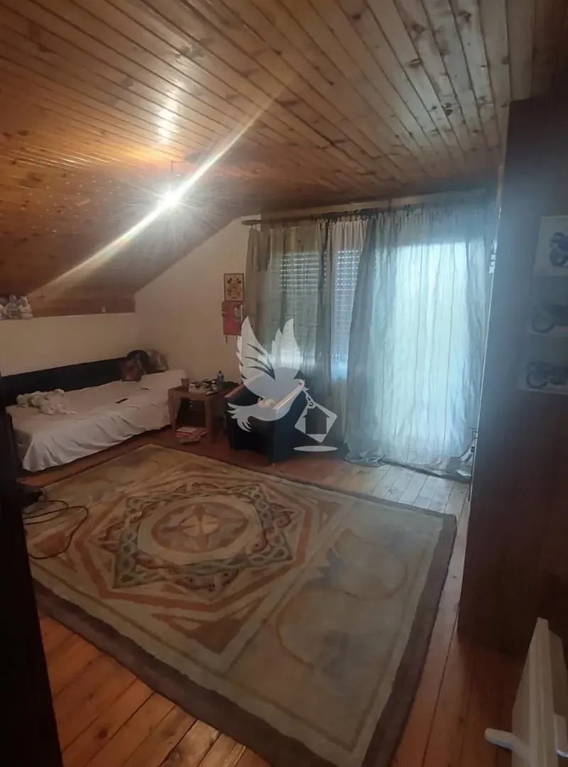 Sale, house, 218m², Mladenovac selo, Mladenovac