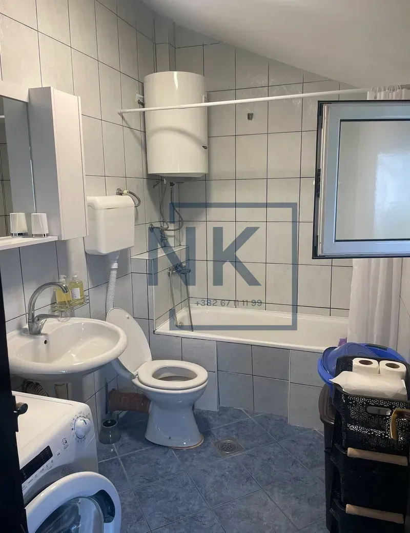 Rent, three bedroom apartment, 120m², Tološi, Podgorica