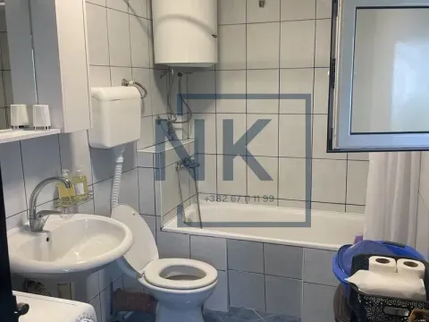 Rent, three bedroom apartment, 120m², Tološi, Podgorica - image 6