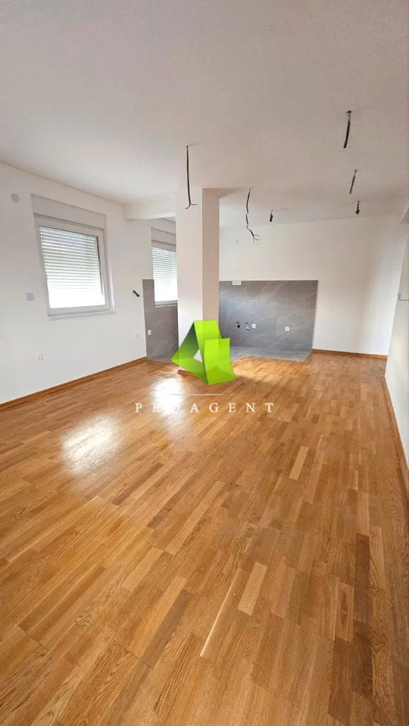 Prodaja, dvosoban stan, 65m², Pantelej, Niš