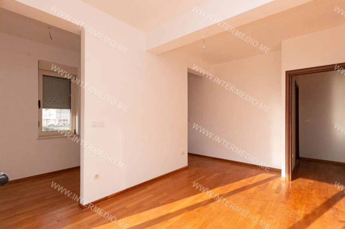 Prodaja, dvosoban stan, 132m², Igalo, Herceg Novi