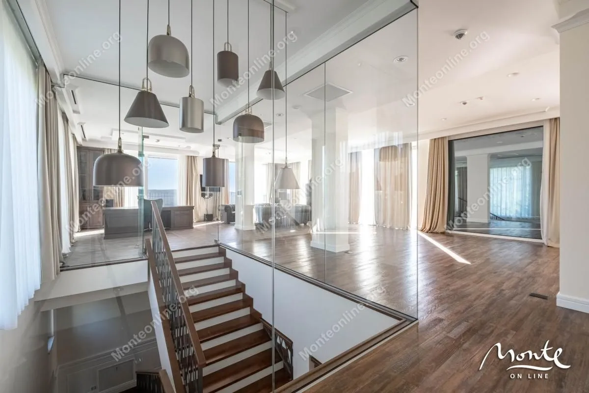 Prodaja, kuća, 560m², Tivat, Crna Gora