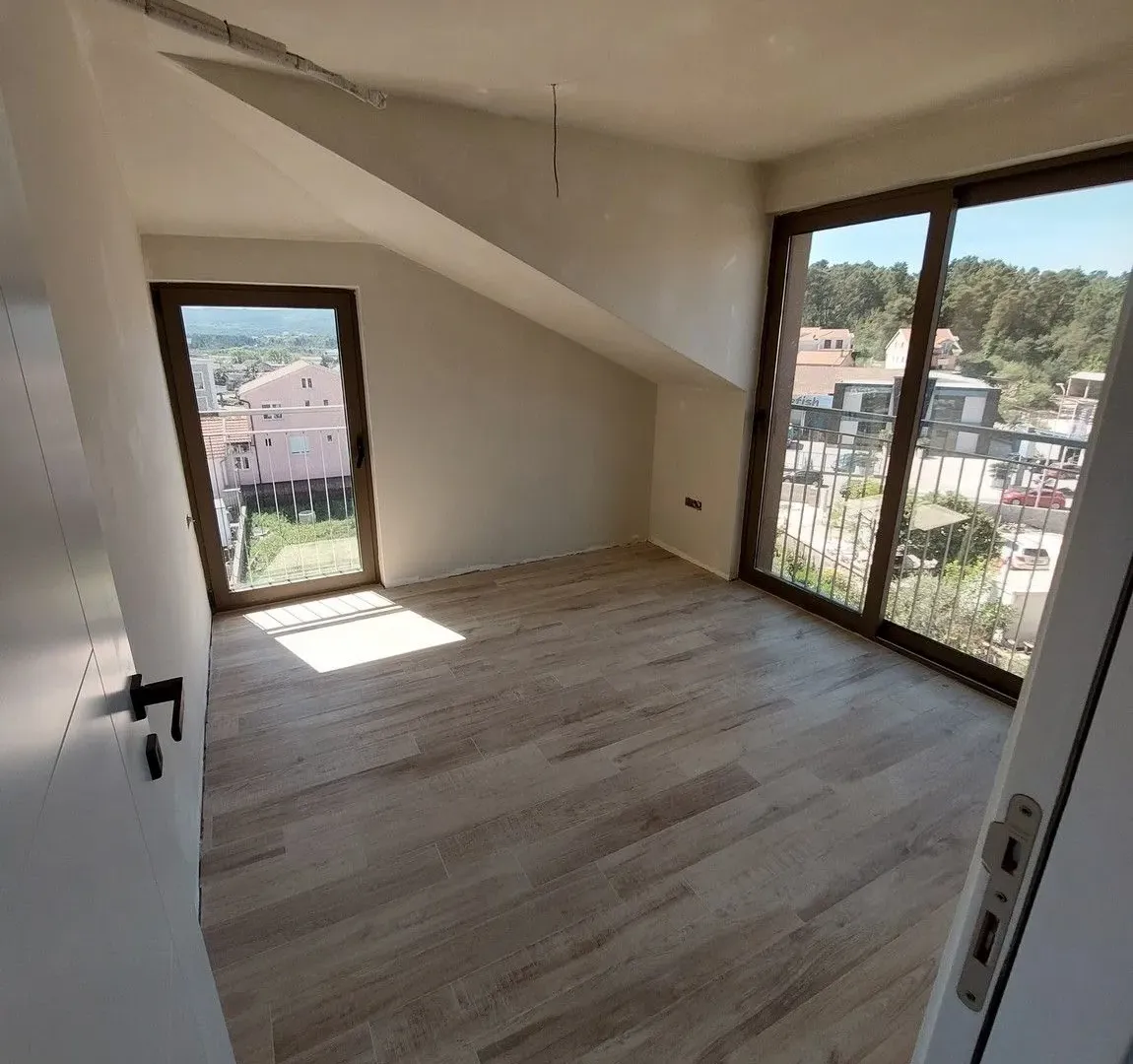 Sale, two bedroom apartment, 82m², Dumidran, Tivat