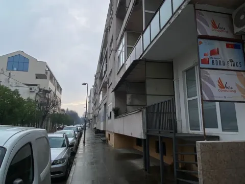 Rent, office space, 15m², Centar, Podgorica - image 2