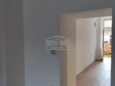 Prodaja, trosoban stan, 76m², Centar, Subotica - image 3