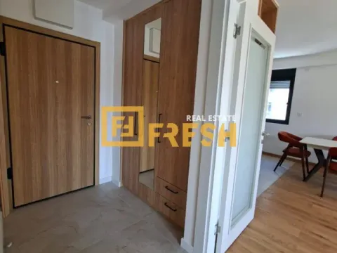 Prodaja, jednosoban stan, 56m², Tološi, Podgorica - image 9