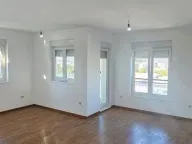 Izdavanje, dvosoban stan, 70m², Zabjelo, Podgorica - image 12