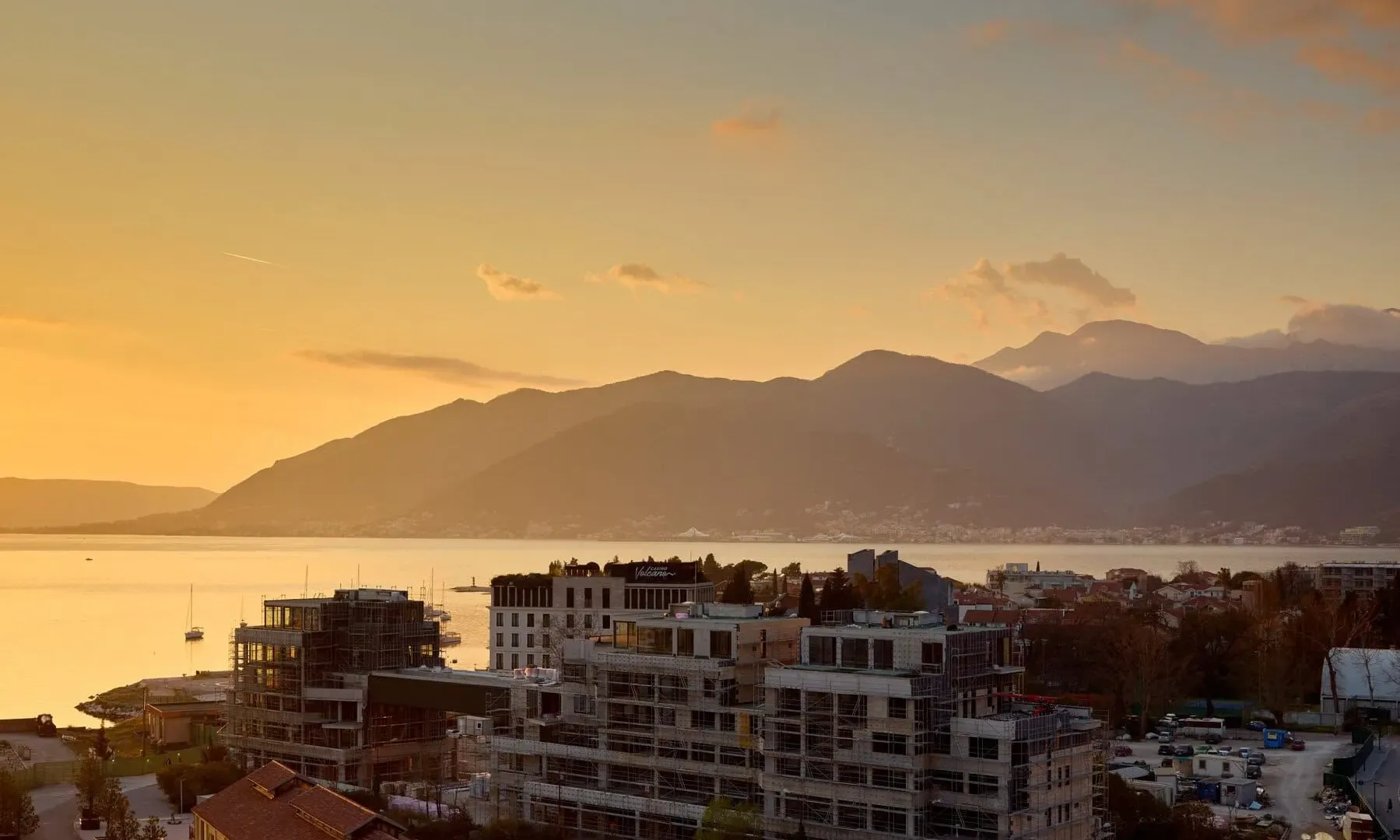 Prodaja, dvosoban stan, 81m², Porto Montenegro, Tivat