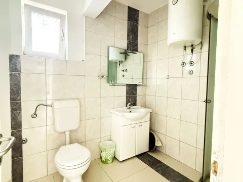 Prodaja, kuća, 142m², Dobre Vode, Bar - image 7