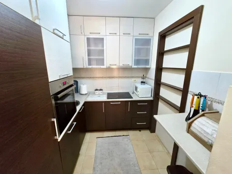 Rent, two bedroom apartment, 70m², Stari Aerodrom, Podgorica - image 4