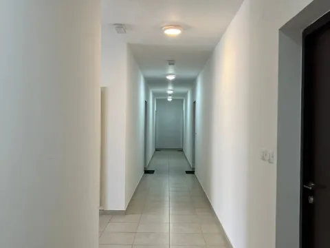 Izdavanje, stan, 30m², City Kej, Podgorica - image 15