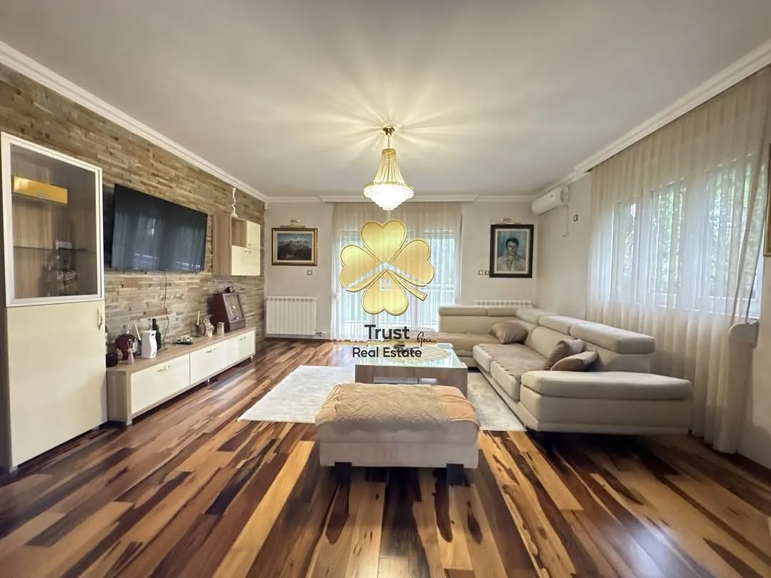 Prodaja, kuća, 175m², Podgorica, Crna Gora