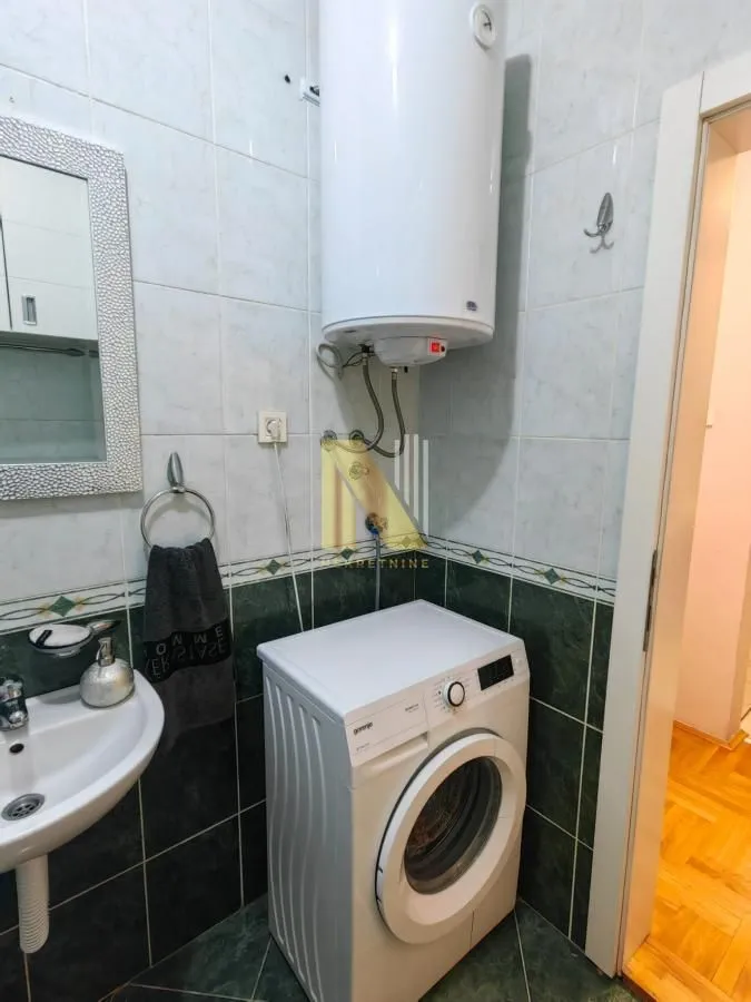 Izdavanje, jednosoban stan, 31m², Grbavica, Novi Sad Sve Podlokacije