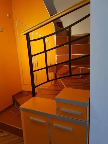 Prodaja, trosoban stan, 108m², Grbavica, Novi Sad Sve Podlokacije