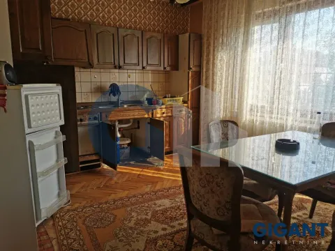 Prodaja, kuća, 262m², Batajnica, Beograd - image 5