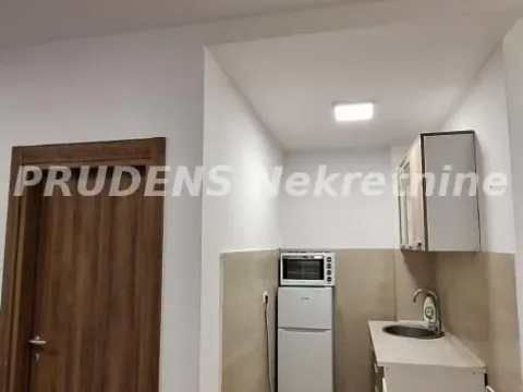 Izdavanje, jednosoban stan, 35m², Vračar Sve Podlokacije, Beograd - image 5