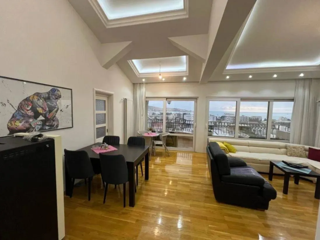 Rent, three bedroom apartment, 125m², Šušanj, Bar