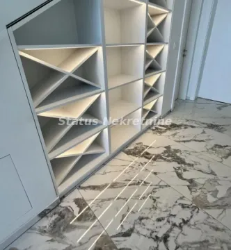 Izdavanje, kuća, 180m², Sremska Kamenica, Petrovaradin - image 9