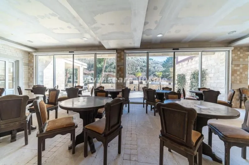 Sale, office space, 493m², Bečići, Budva