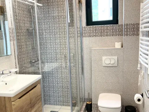 Prodaja, dvosoban stan, 81m², Bečići, Budva - image 4