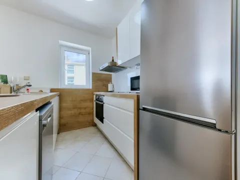 Sale, three bedroom apartment, 139m², Sveti Stefan, Budva - image 5