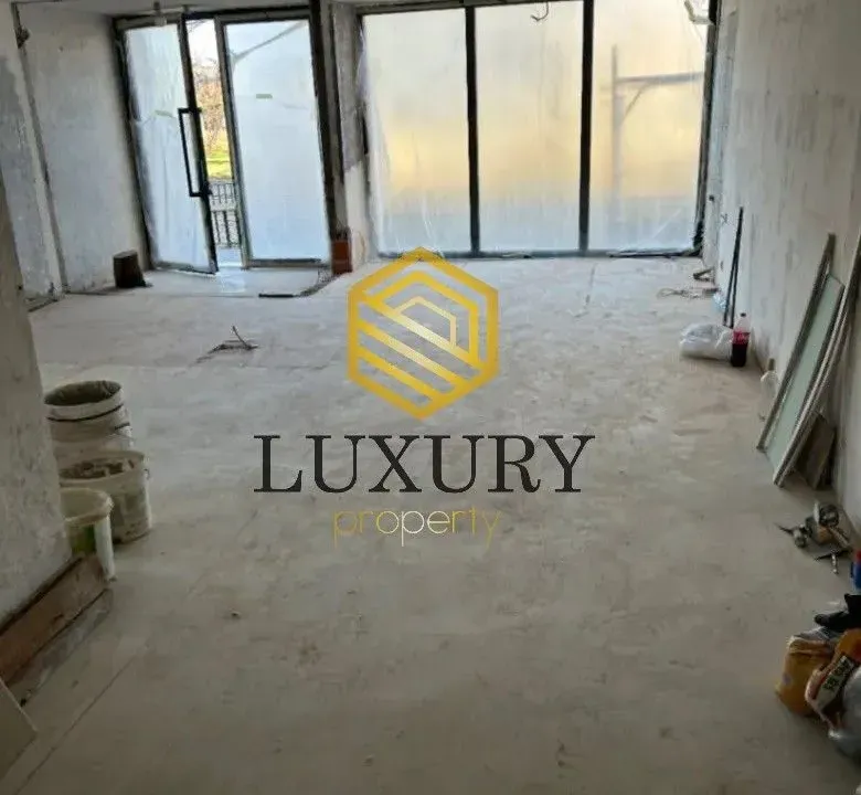 Rent, office space, 66m², Blok 5, Podgorica