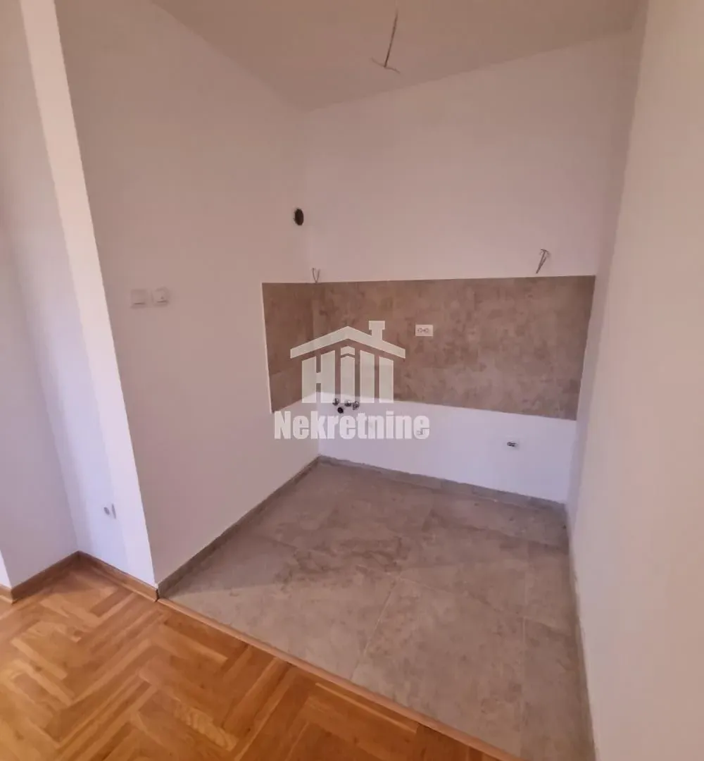 Sale, one bedroom apartment, 43m², Zemun Cara Dušana, Zemun Sve Podlokacije