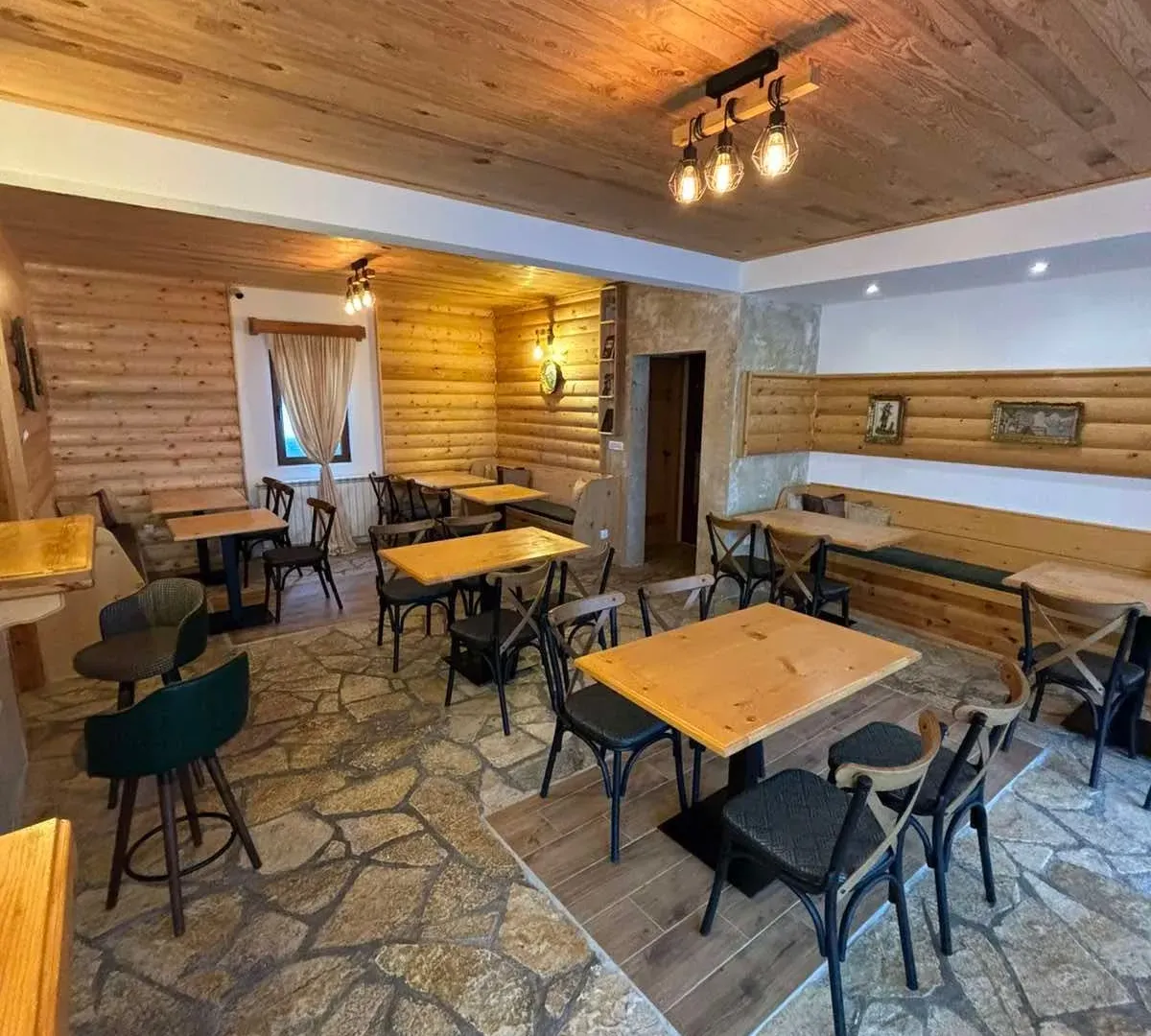 Sale, house, 300m², Kolašin, Crna Gora