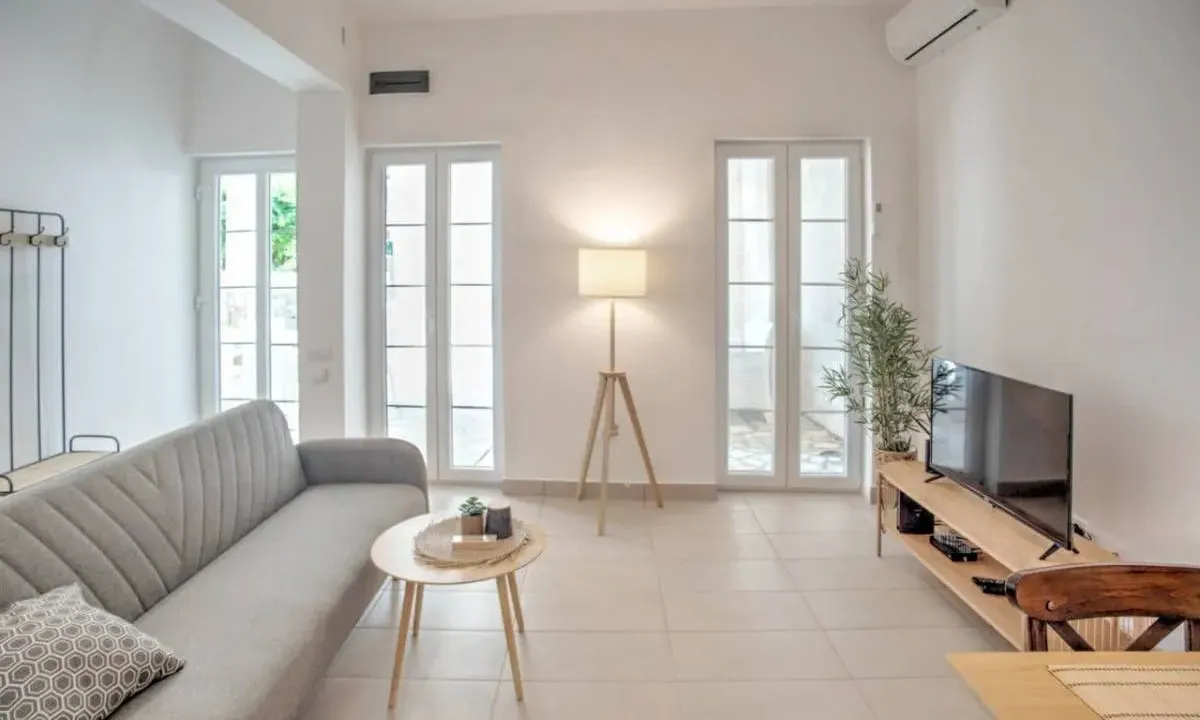 Sale, two bedroom apartment, 70m², Baošići, Herceg Novi