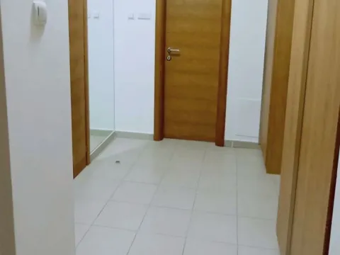 Rent, two bedroom apartment, 65m², Centar, Podgorica - image 5