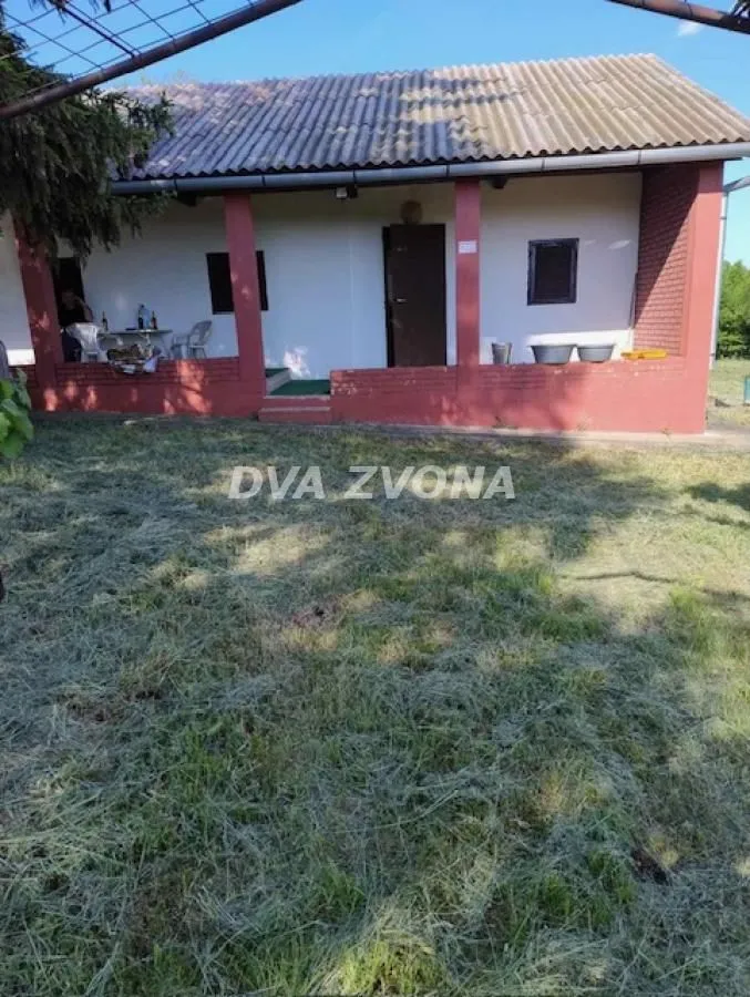Prodaja, kuća, 38m², Irig, Srbija