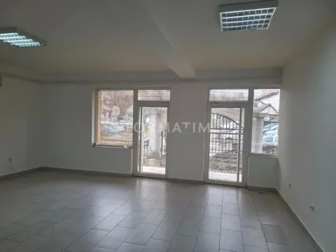 Rent, office space, 90m², Mali Mokri Lug, Zvezdara Sve Podlokacije - image 8