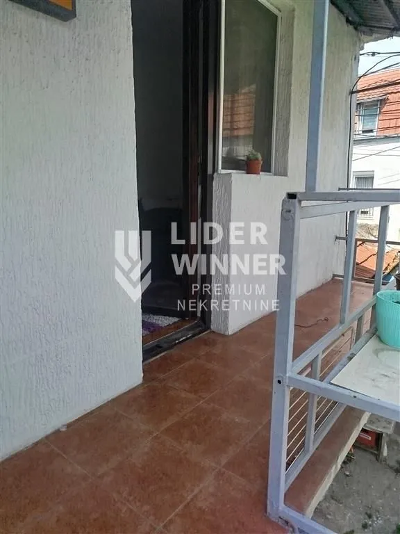 Prodaja, jednosoban stan, 37m², Slavujev Venac, Zvezdara Sve Podlokacije