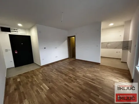 Prodaja, jednosoban stan, 31m², Petrovaradin, Novi Sad - image 2
