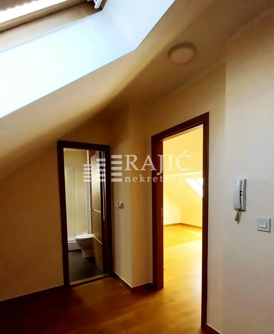 Rent, four bedroom apartment, 115m², Savski Venac, Beograd
