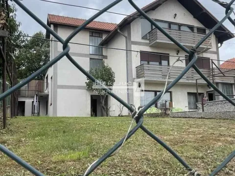 Sale, house, 384m², Kaludjerica, Grocka