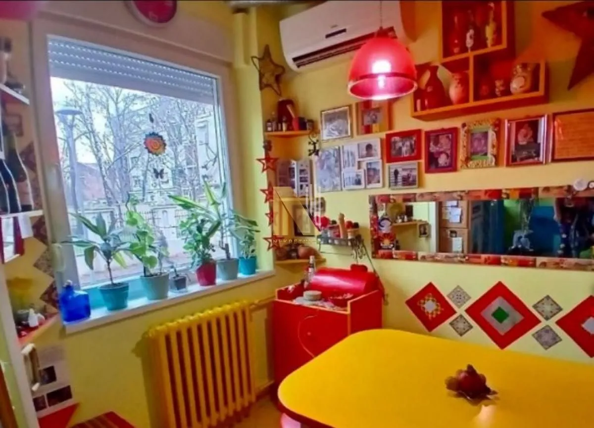 Prodaja, dvosoban stan, 48m², Podbara, Novi Sad Sve Podlokacije